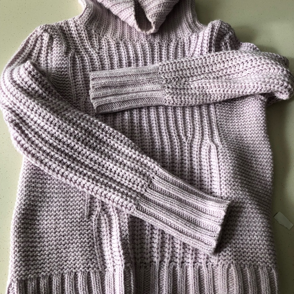 Banana Republic XS Sweater Italian Yarn.